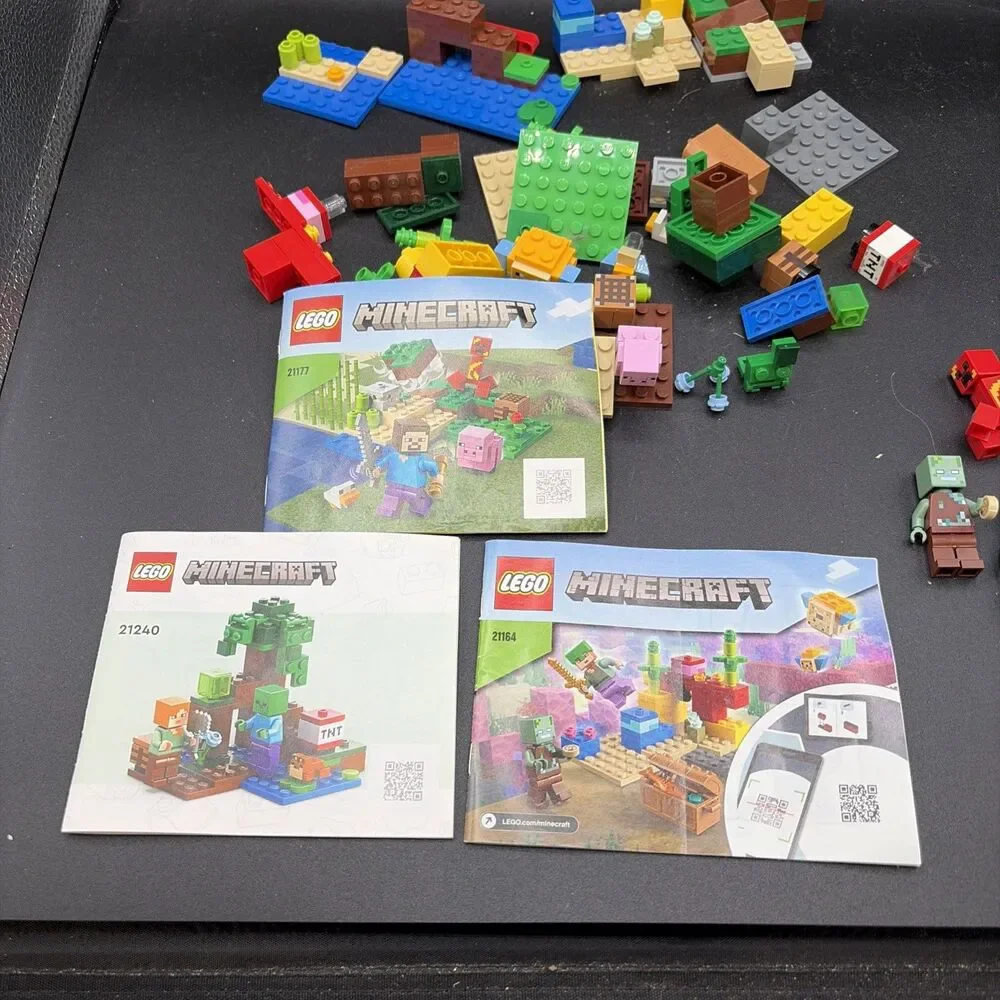 Lego Minecraft Lot - 21164,21140, 21177 W Manuals